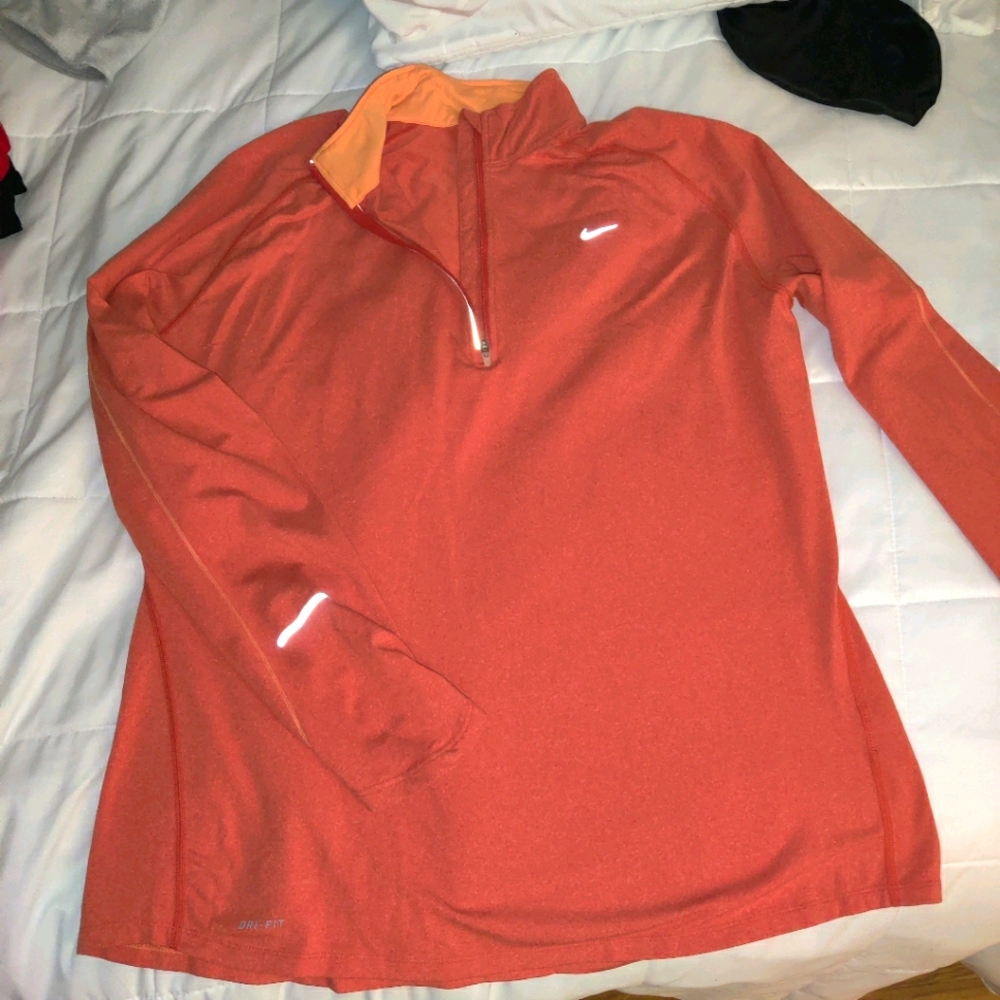 Nike pull over